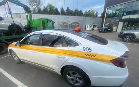 Hyundai Sonata VIII, 2019 год, 1 650 000 рублей, 5 фотография
