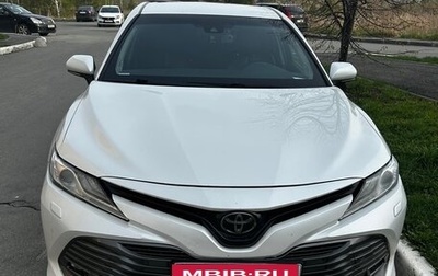 Toyota Camry, 2019 год, 3 090 000 рублей, 1 фотография
