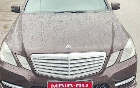 Mercedes-Benz E-Класс, 2012 год, 1 830 000 рублей, 1 фотография