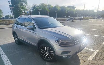 Volkswagen Tiguan II, 2018 год, 2 655 000 рублей, 1 фотография