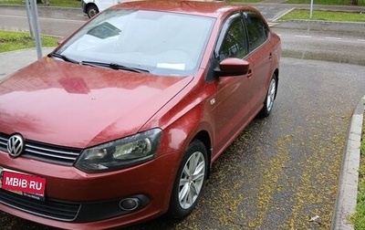 Volkswagen Polo VI (EU Market), 2012 год, 700 000 рублей, 1 фотография