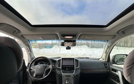 Toyota Land Cruiser 200, 2016 год, 5 700 000 рублей, 1 фотография