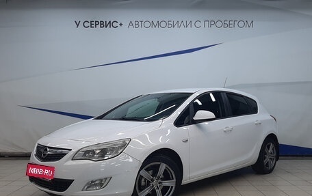 Opel Astra J, 2012 год, 690 000 рублей, 1 фотография