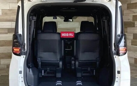 Toyota Voxy, 2023 год, 3 112 123 рублей, 12 фотография