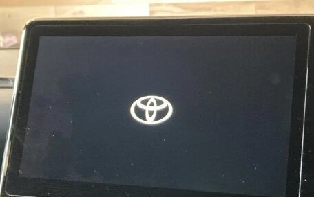 Toyota Voxy, 2023 год, 3 112 123 рублей, 29 фотография