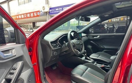 Ford Focus IV, 2022 год, 1 540 000 рублей, 14 фотография