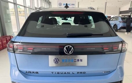 Volkswagen Tiguan, 2024 год, 3 750 000 рублей, 5 фотография