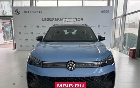 Volkswagen Tiguan, 2024 год, 3 750 000 рублей, 2 фотография