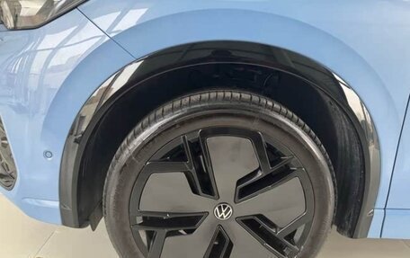 Volkswagen Tiguan, 2024 год, 3 750 000 рублей, 11 фотография