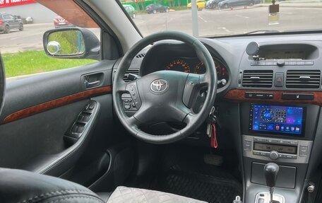 Toyota Avensis III рестайлинг, 2004 год, 850 000 рублей, 11 фотография