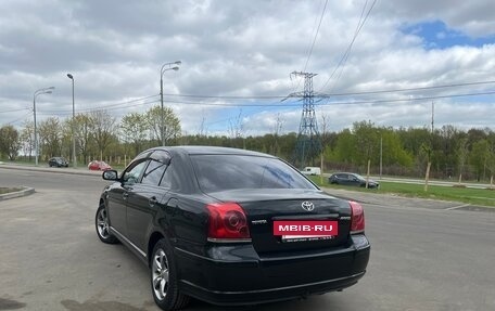 Toyota Avensis III рестайлинг, 2004 год, 850 000 рублей, 5 фотография