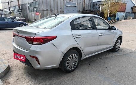 KIA Rio IV, 2018 год, 777 000 рублей, 3 фотография
