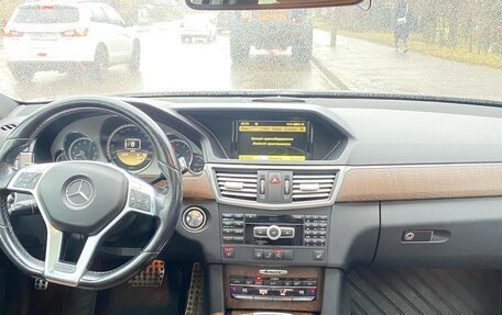Mercedes-Benz E-Класс, 2012 год, 1 830 000 рублей, 8 фотография