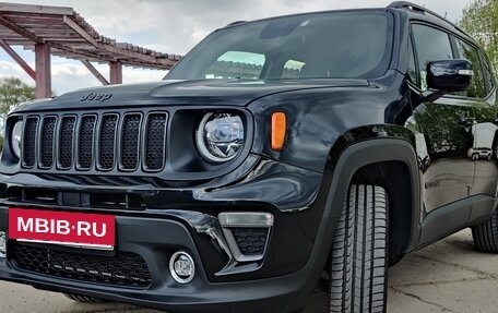 Jeep Renegade I рестайлинг, 2020 год, 2 300 000 рублей, 3 фотография