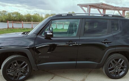 Jeep Renegade I рестайлинг, 2020 год, 2 300 000 рублей, 6 фотография