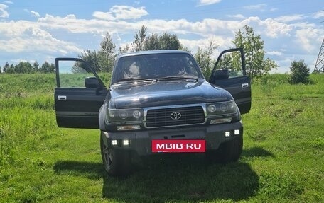 Toyota Land Cruiser 80 рестайлинг, 1997 год, 2 300 000 рублей, 7 фотография