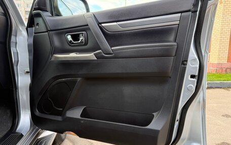 Mitsubishi Pajero IV, 2012 год, 1 970 000 рублей, 20 фотография