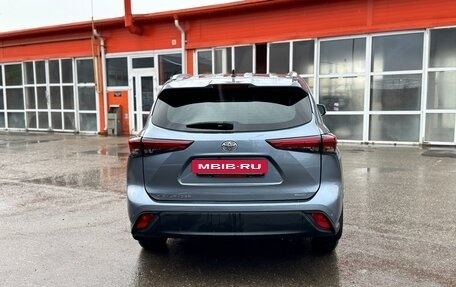 Toyota Highlander, 2023 год, 7 200 000 рублей, 6 фотография