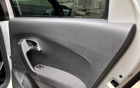 Volkswagen Polo VI (EU Market), 2011 год, 910 000 рублей, 17 фотография