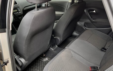 Volkswagen Polo VI (EU Market), 2011 год, 910 000 рублей, 11 фотография