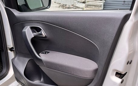 Volkswagen Polo VI (EU Market), 2011 год, 910 000 рублей, 15 фотография