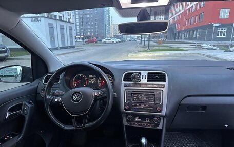 Volkswagen Polo VI (EU Market), 2015 год, 1 300 000 рублей, 4 фотография