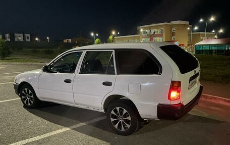 Toyota Corolla, 2001 год, 310 000 рублей, 4 фотография