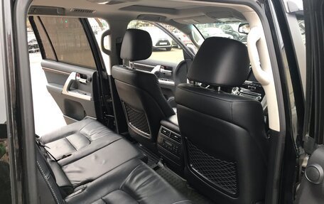Toyota Land Cruiser 200, 2014 год, 4 999 999 рублей, 12 фотография