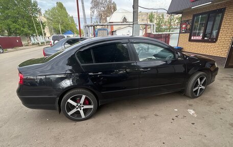 Volkswagen Passat B6, 2008 год, 850 000 рублей, 2 фотография