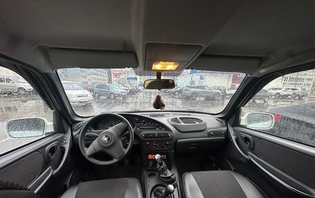 Chevrolet Niva I рестайлинг, 2011 год, 485 000 рублей, 4 фотография
