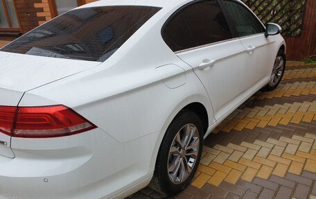 Volkswagen Passat B8 рестайлинг, 2015 год, 2 000 000 рублей, 5 фотография