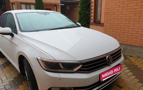 Volkswagen Passat B8 рестайлинг, 2015 год, 2 000 000 рублей, 4 фотография
