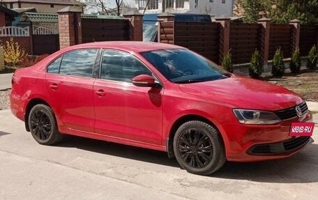 Volkswagen Jetta VI, 2012 год, 1 065 000 рублей, 2 фотография