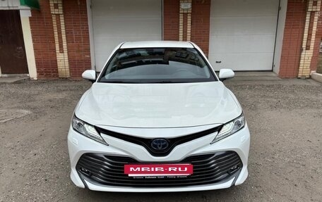 Toyota Camry, 2020 год, 3 150 000 рублей, 8 фотография