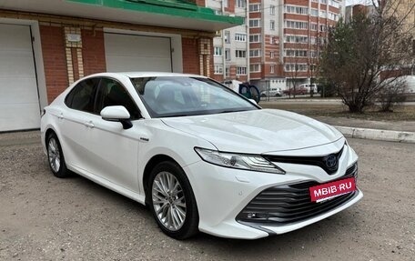 Toyota Camry, 2020 год, 3 150 000 рублей, 12 фотография
