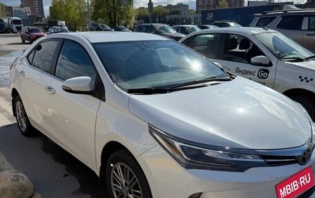 Toyota Corolla, 2018 год, 1 830 000 рублей, 2 фотография