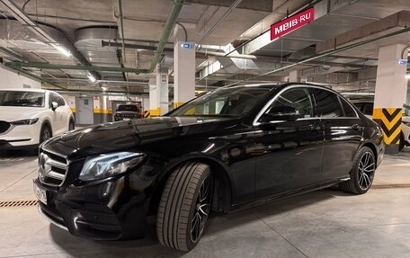Mercedes-Benz E-Класс, 2018 год, 2 870 000 рублей, 6 фотография