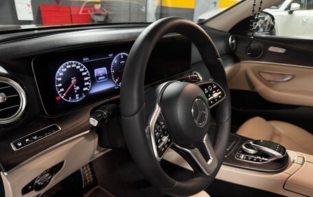 Mercedes-Benz E-Класс, 2018 год, 2 870 000 рублей, 15 фотография
