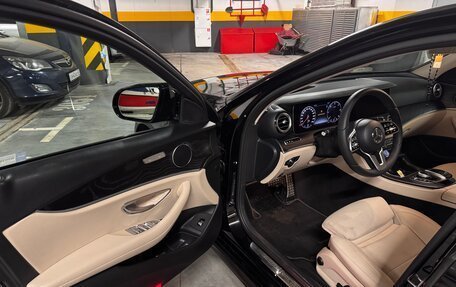 Mercedes-Benz E-Класс, 2018 год, 2 870 000 рублей, 17 фотография