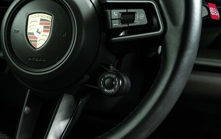 Porsche 911, 2019 год, 13 645 000 рублей, 27 фотография