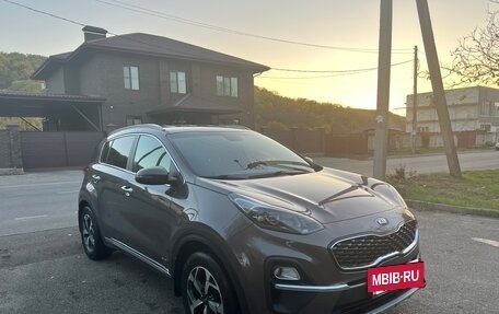KIA Sportage IV рестайлинг, 2020 год, 2 409 500 рублей, 6 фотография