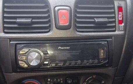 Nissan Almera, 2005 год, 320 000 рублей, 2 фотография