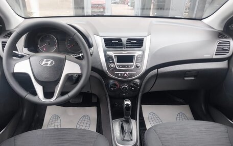 Hyundai Solaris II рестайлинг, 2016 год, 950 000 рублей, 8 фотография