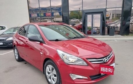 Hyundai Solaris II рестайлинг, 2016 год, 950 000 рублей, 2 фотография