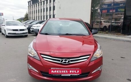 Hyundai Solaris II рестайлинг, 2016 год, 950 000 рублей, 3 фотография