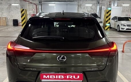 Lexus UX I, 2019 год, 2 600 000 рублей, 6 фотография