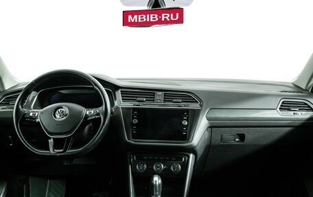 Volkswagen Tiguan II, 2017 год, 2 239 898 рублей, 13 фотография