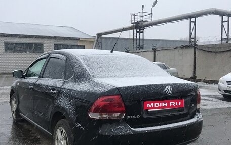 Volkswagen Polo VI (EU Market), 2011 год, 650 000 рублей, 2 фотография
