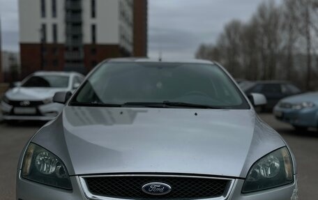 Ford Focus II рестайлинг, 2006 год, 325 000 рублей, 2 фотография
