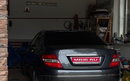 Mercedes-Benz C-Класс, 2008 год, 2 600 000 рублей, 5 фотография
